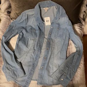 Denim collared long sleeve shirt
